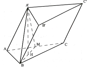 Cho khối lăng trụ tam giác ABC. A'B'C' (ảnh 1)